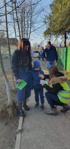 в МАДОУ ЦРР д/с 22 участники патруля напоминали родителям и детям о соблюдение правил дорожного движения по пути следования в детский сад